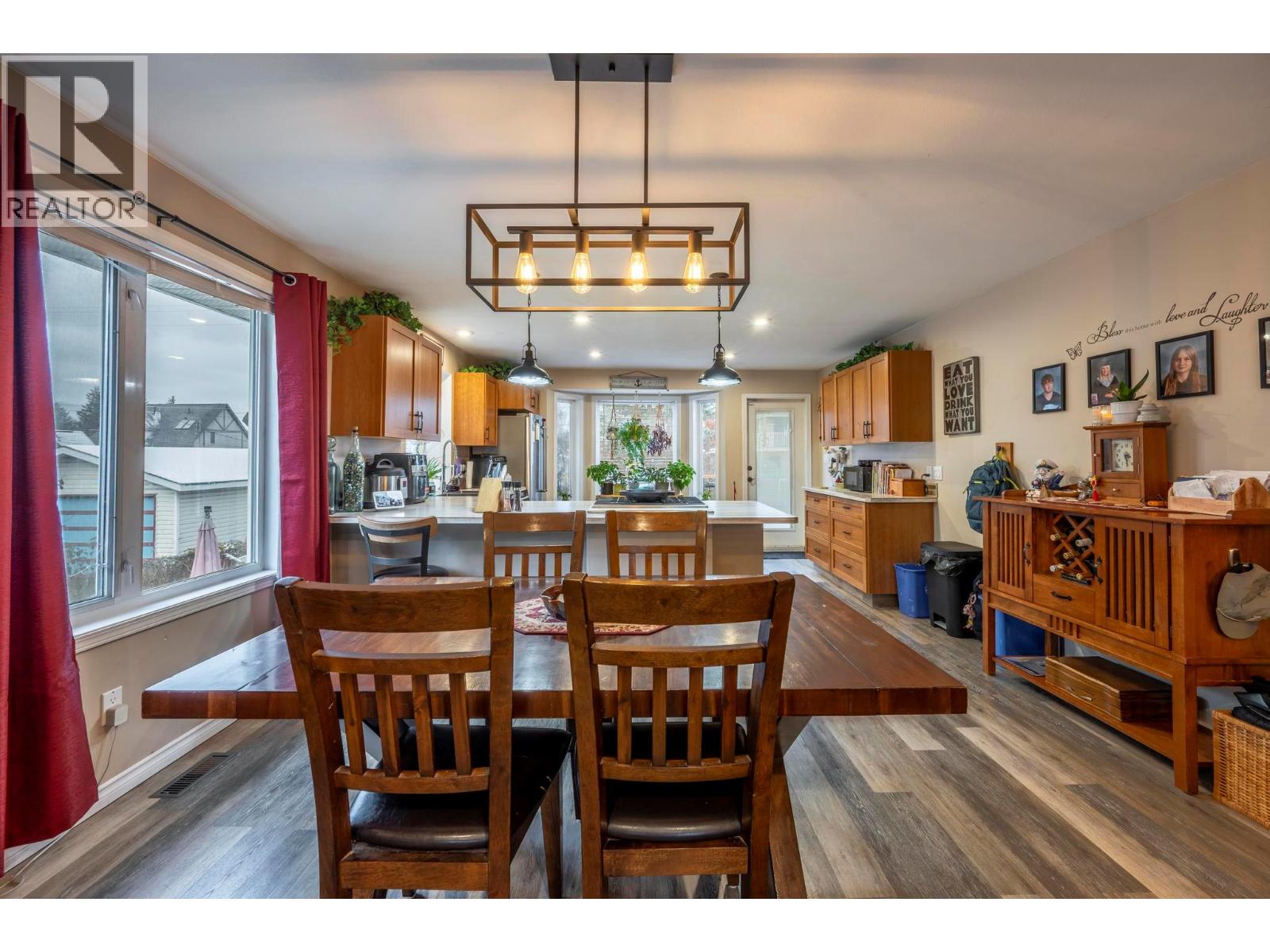 517 12TH STREET S - 10