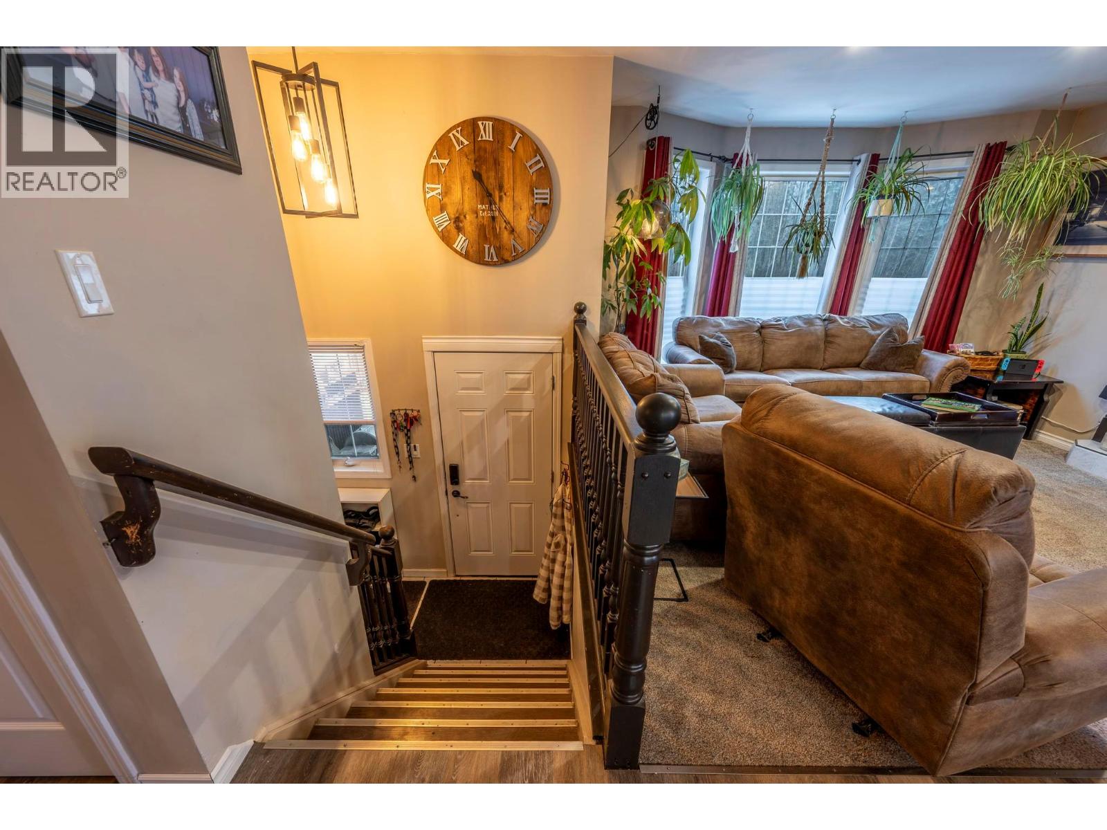 517 12TH STREET S - 6