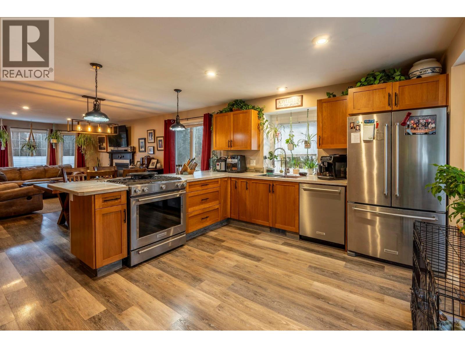 517 12TH STREET S - 18