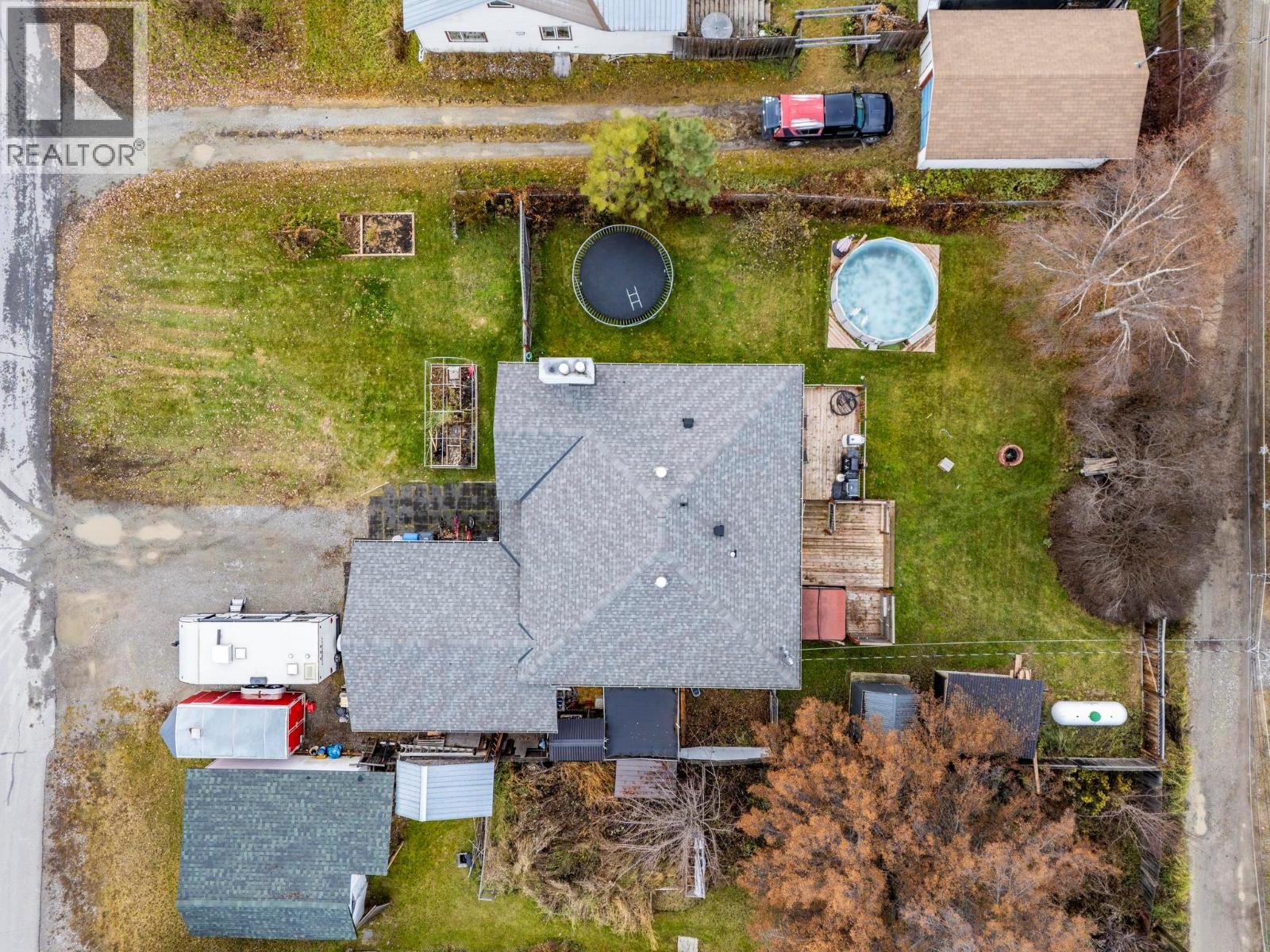 517 12TH STREET S - 48