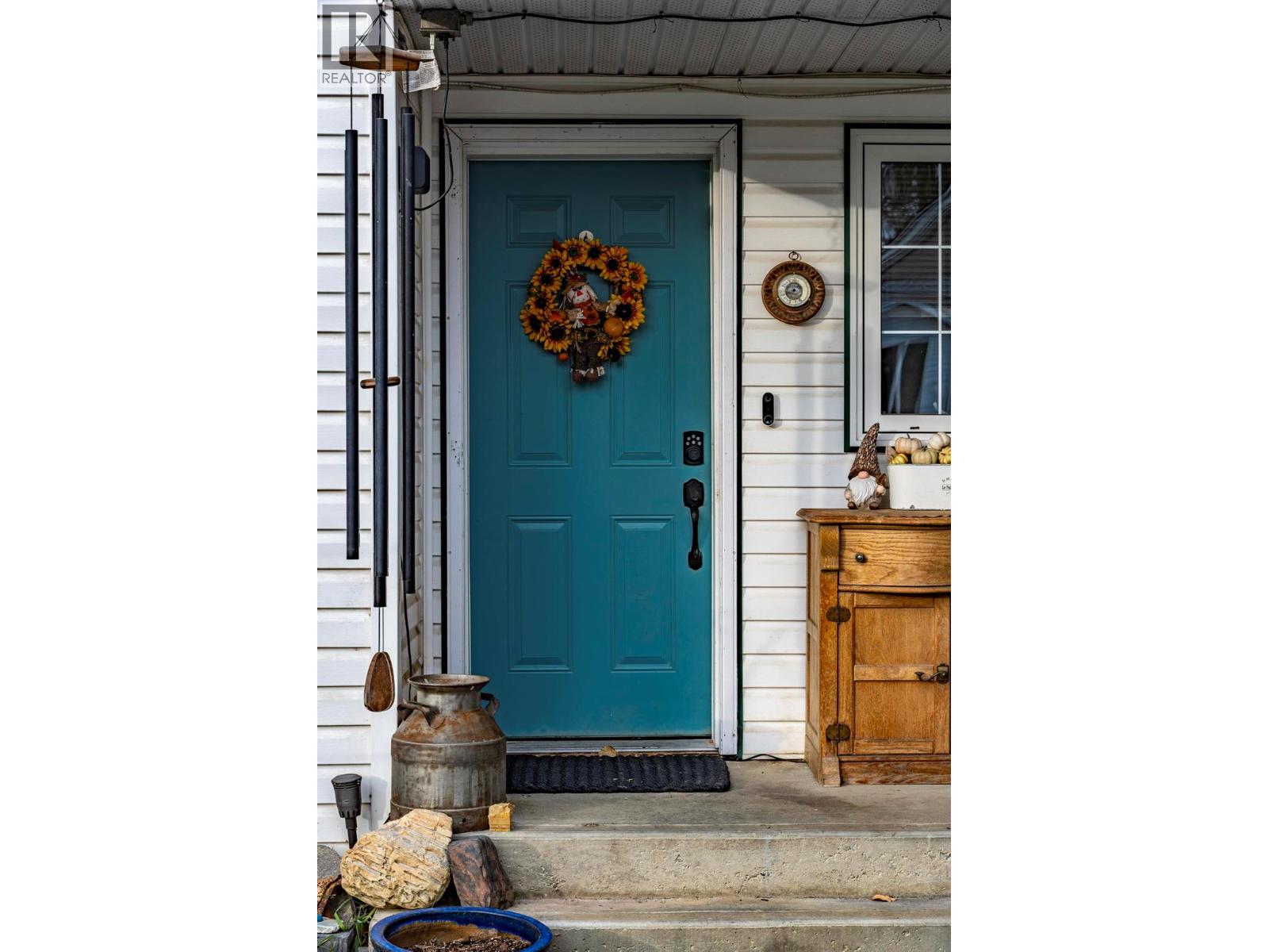 517 12TH STREET S - 60