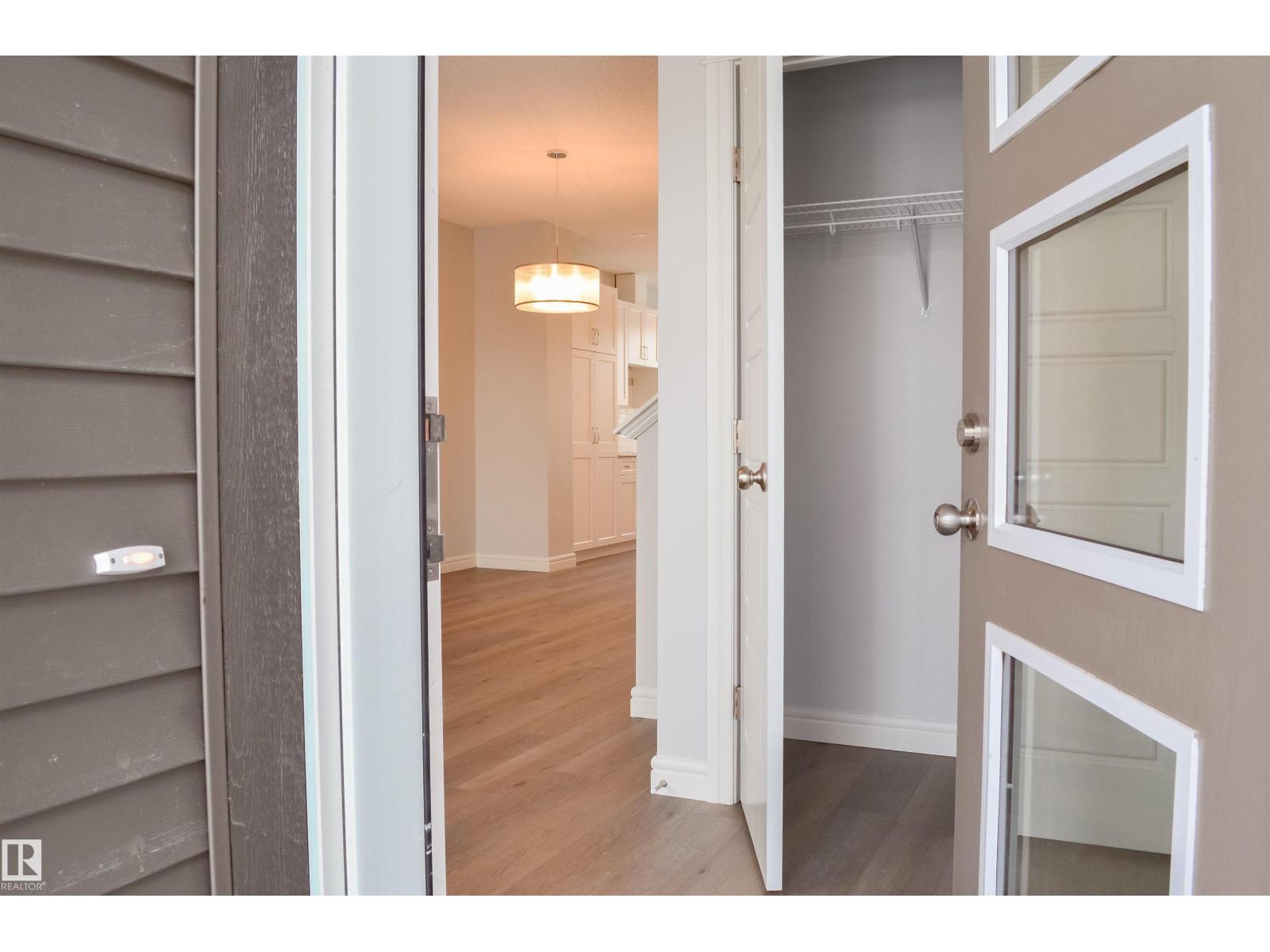 21386 128A AV NW, Edmonton