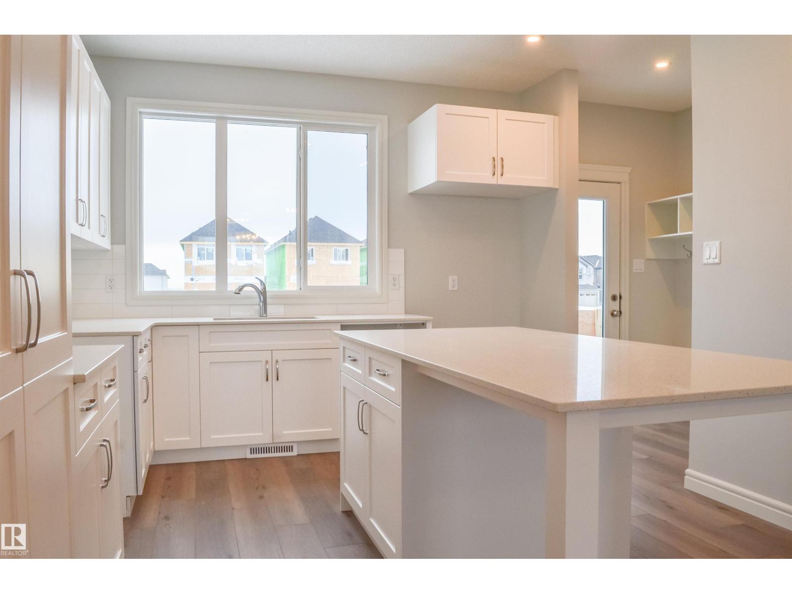 21386 128A AV NW, Edmonton