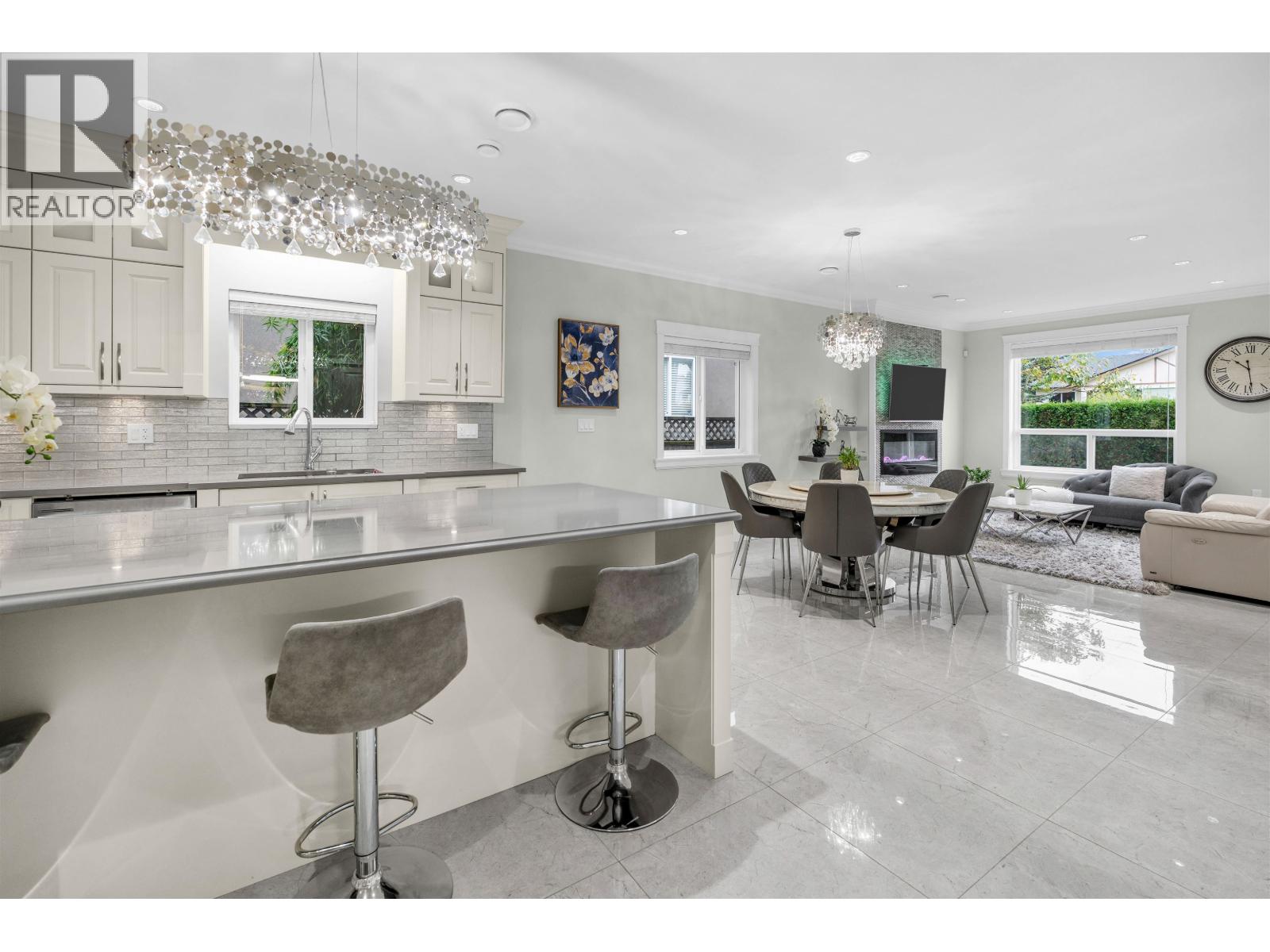 1584 BLAINE AVENUE, Burnaby