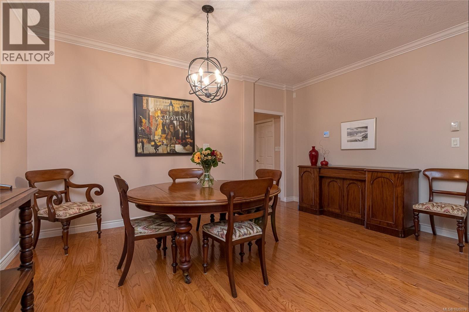 #6 3281 MAPLEWOOD RD - 9