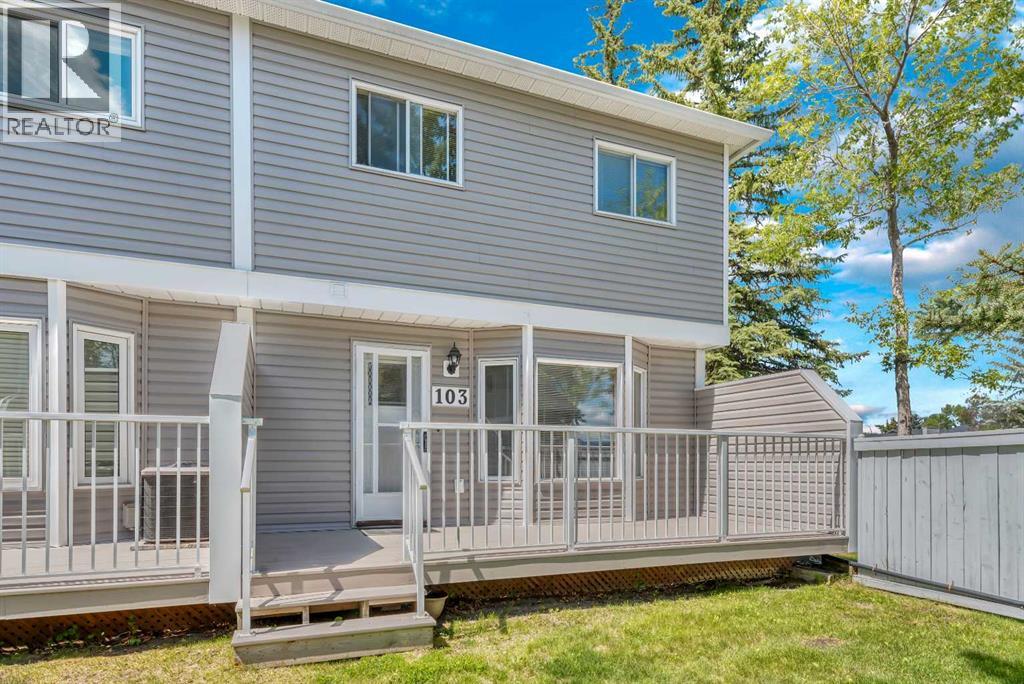 Single Family House for Sale in  Riverglen Park SE Riverbend Calgary 