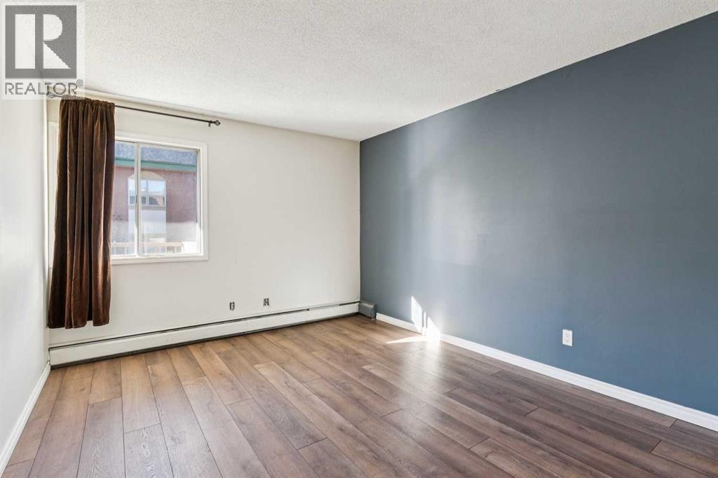 Single Family House for Sale in C  Heritage Drive SE Acadia Calgary 