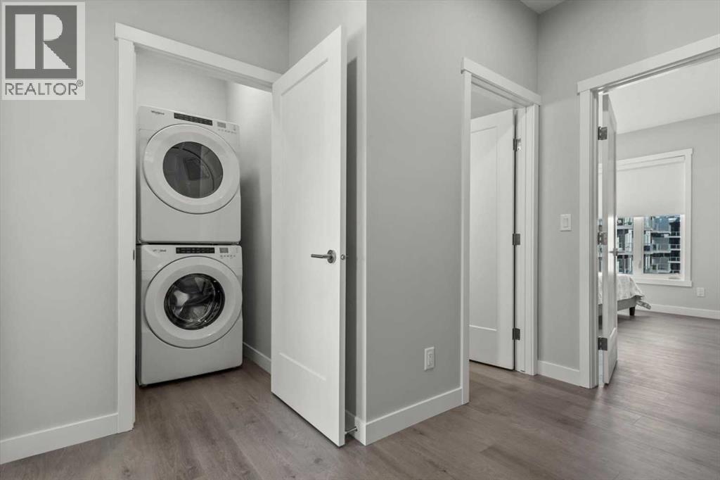 Single Family House for Sale in  Shawnee Square SW Shawnee Slopes Calgary 