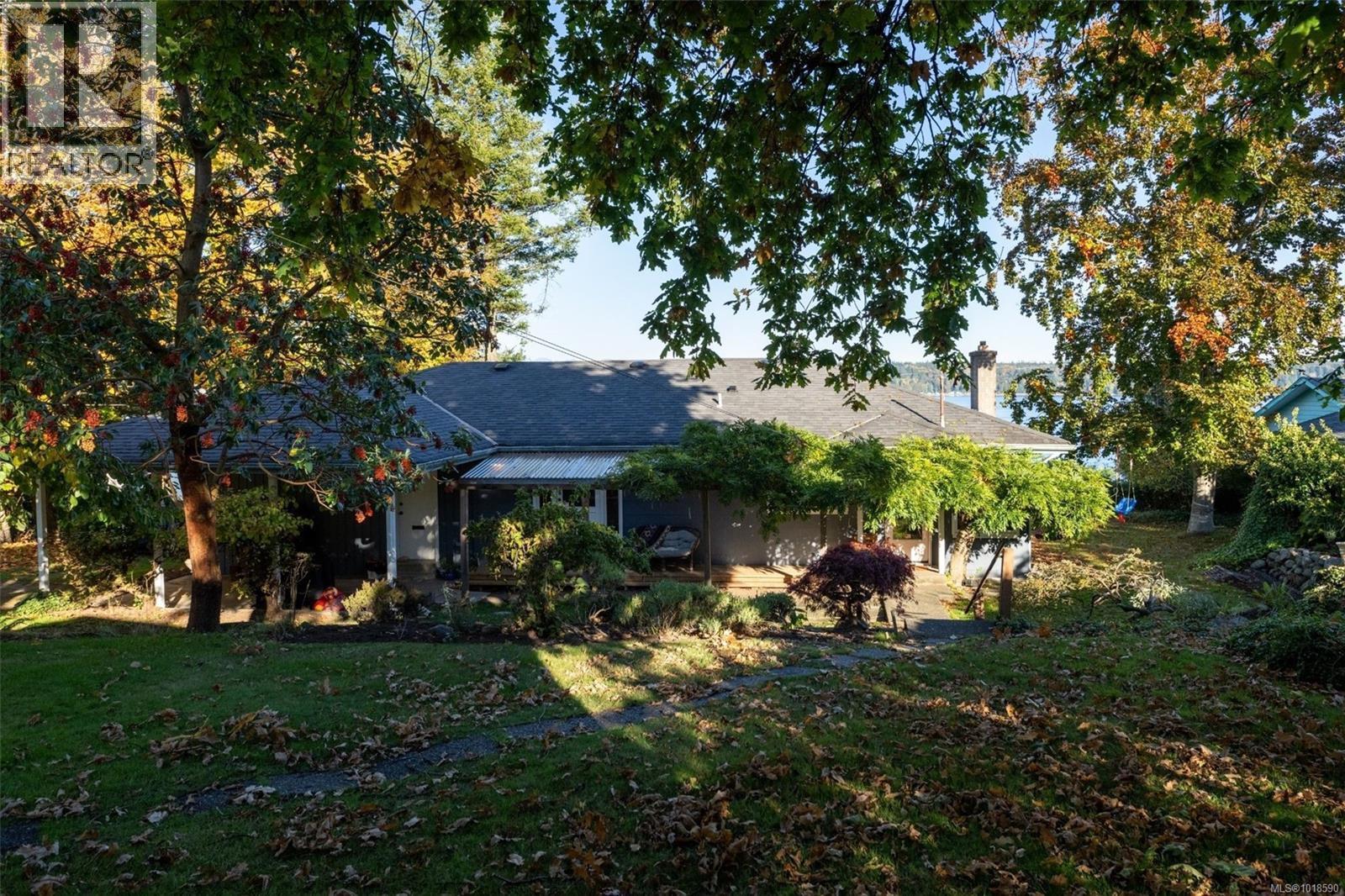 392 Island Hwy, Campbell River