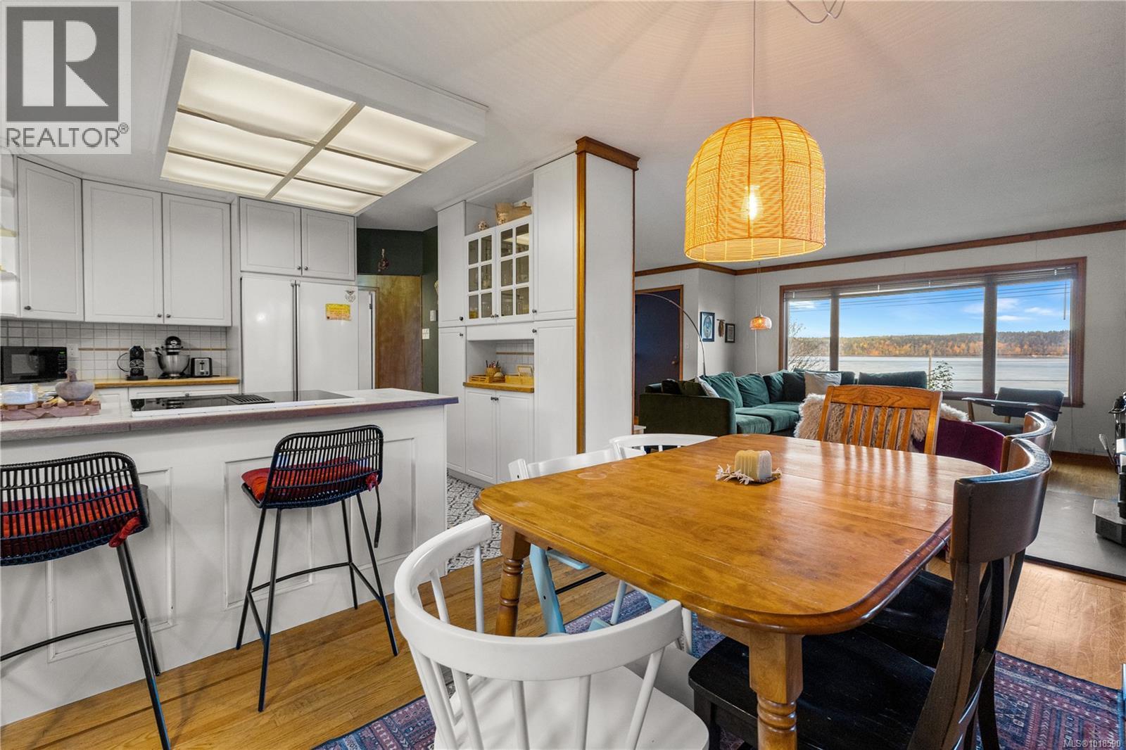 392 Island Hwy, Campbell River