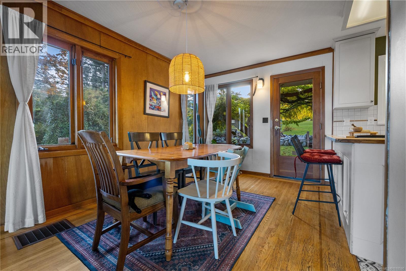 392 Island Hwy, Campbell River