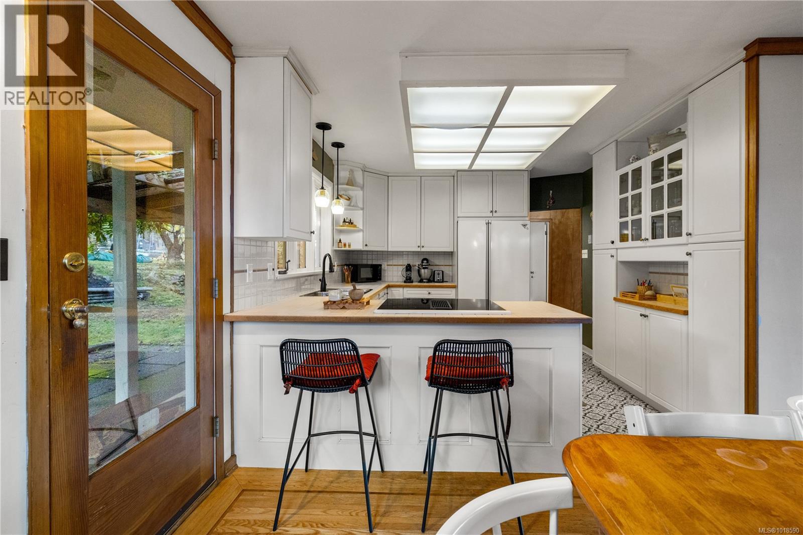 392 Island Hwy, Campbell River