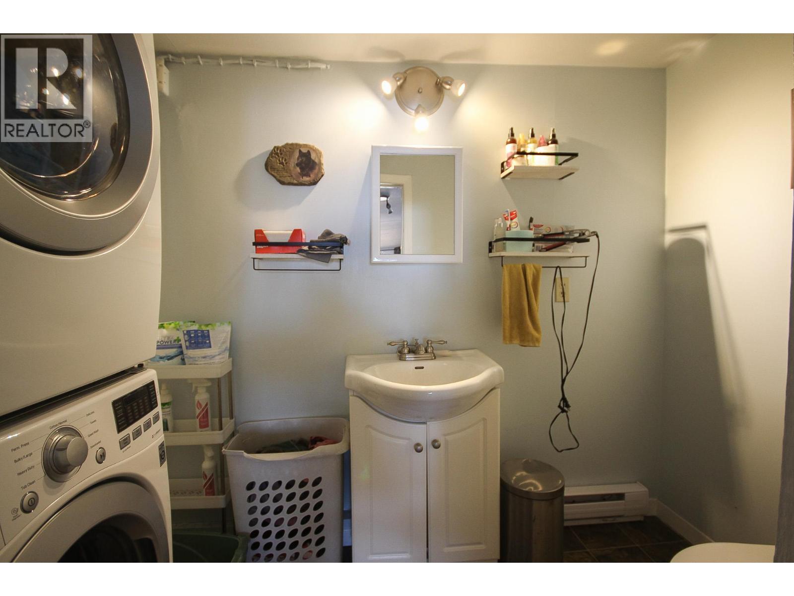 16020 Tupper Village Way - 23