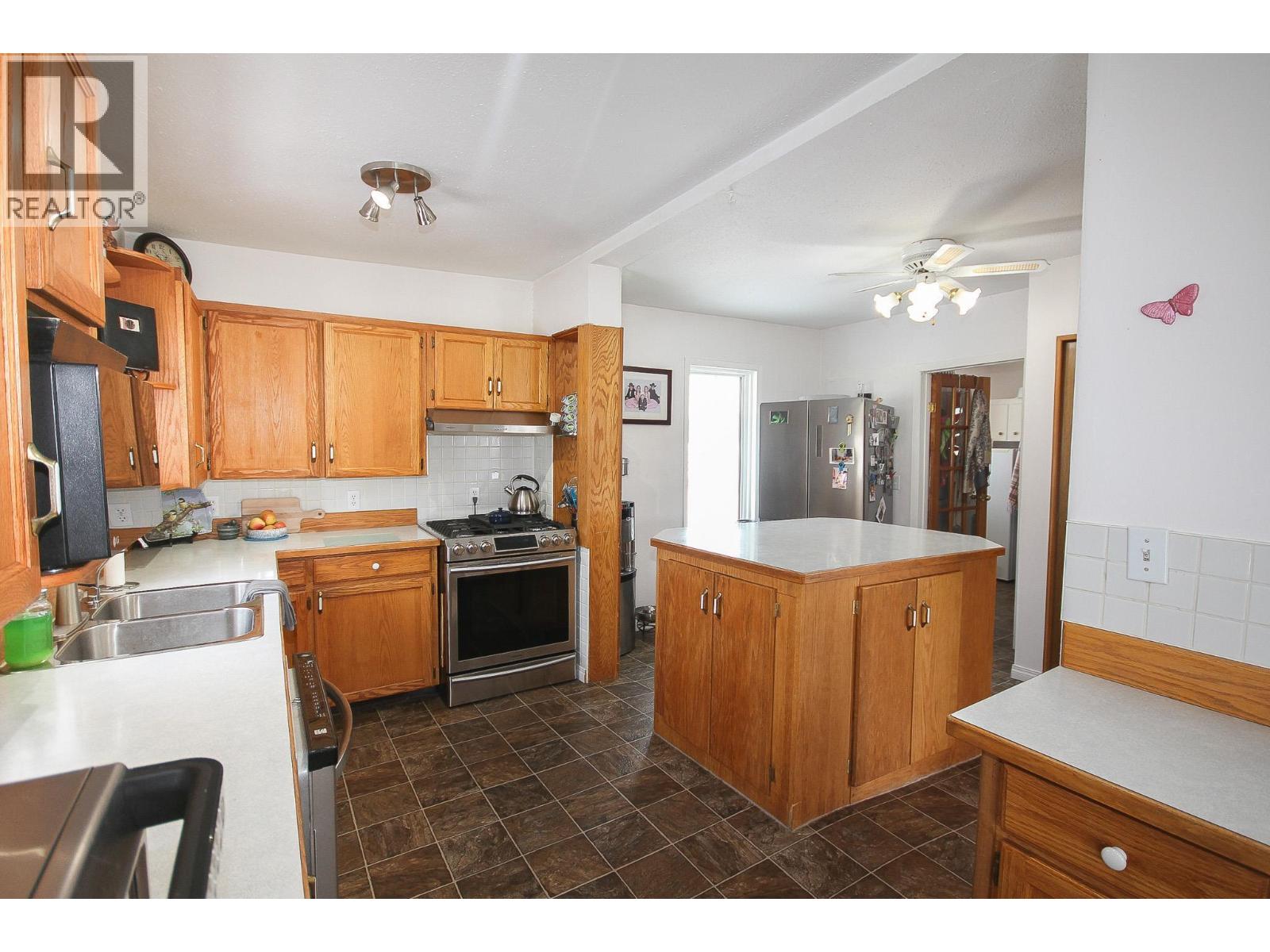 16020 Tupper Village Way - 42