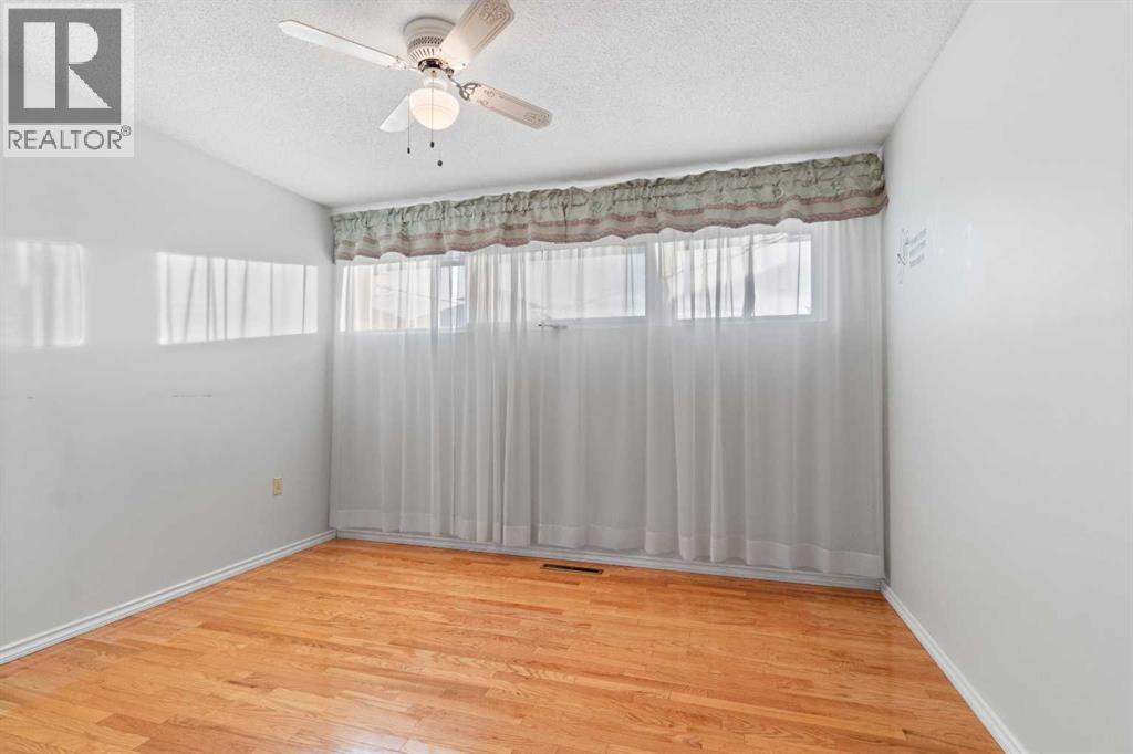 4044 50 Avenue, Innisfail