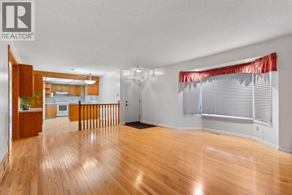 4044 50 Avenue, Innisfail