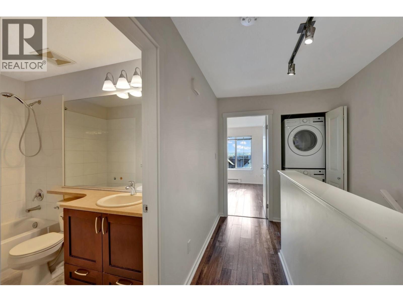 139 3105 DAYANEE SPRINGS BOULEVARD, Coquitlam