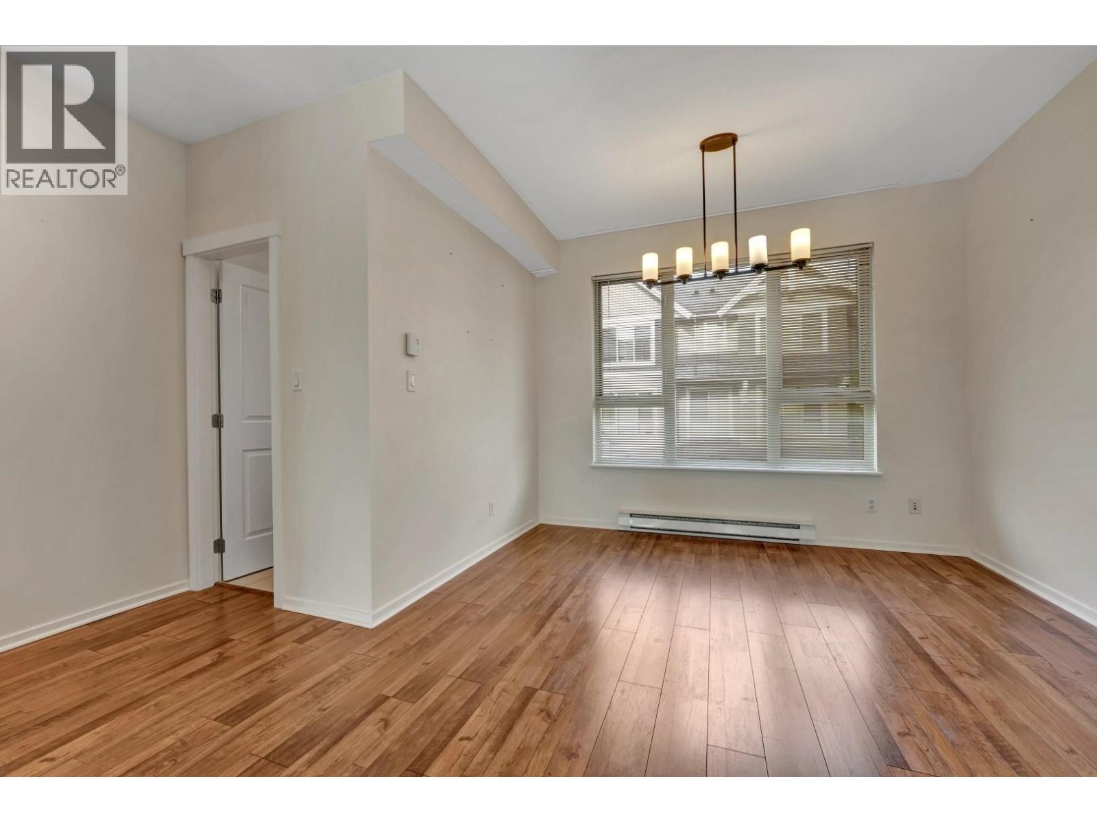 139 3105 DAYANEE SPRINGS BOULEVARD, Coquitlam