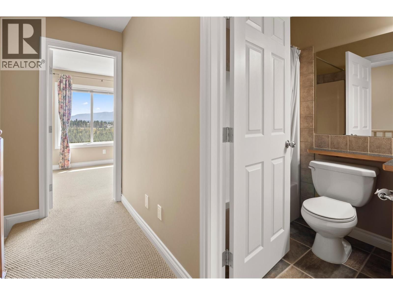 #18 4878 RIDGE ROAD - 24