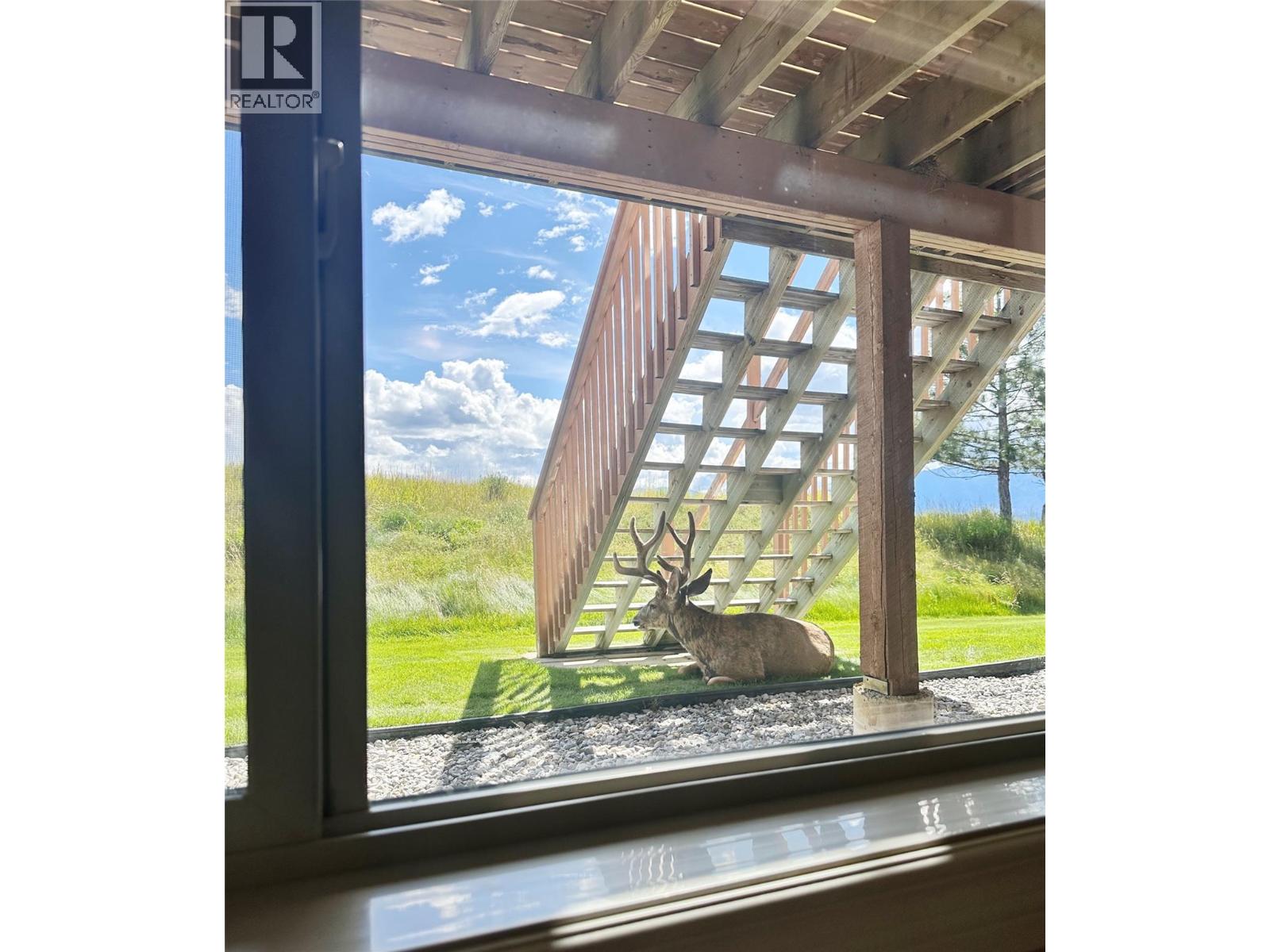 #18 4878 RIDGE ROAD - 45