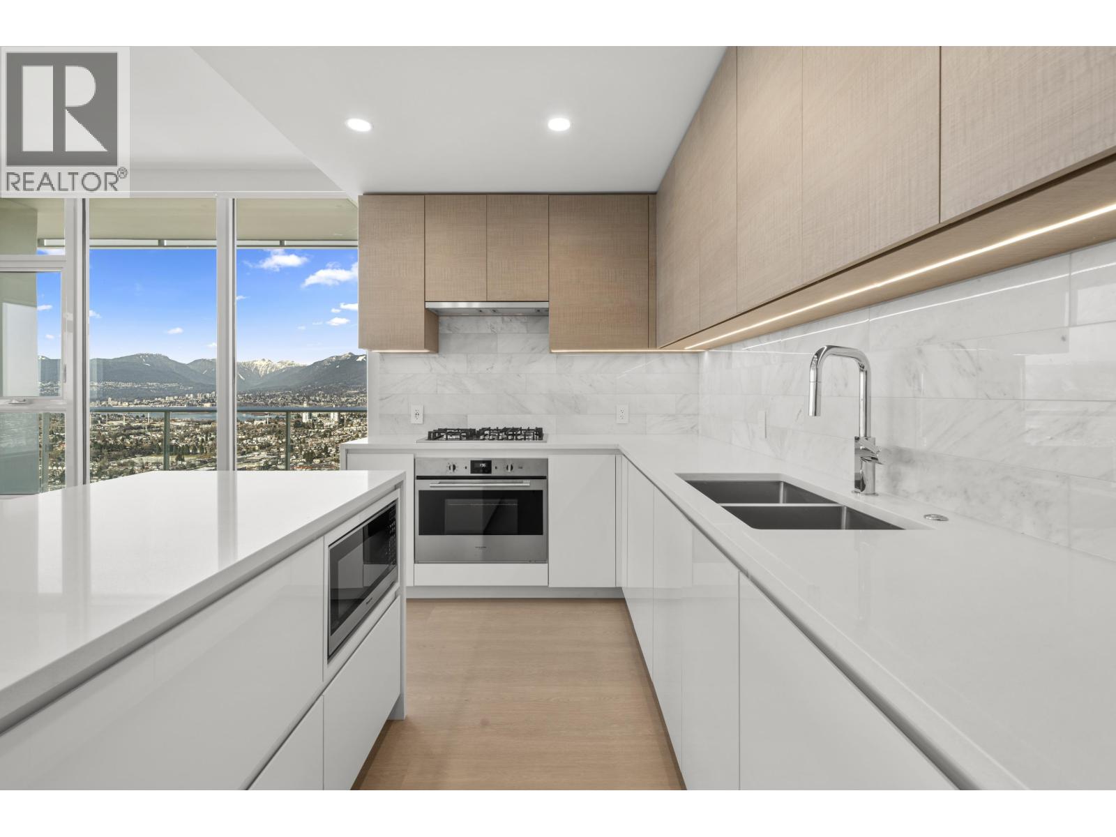 5110 2108 GILMORE AVENUE, Burnaby