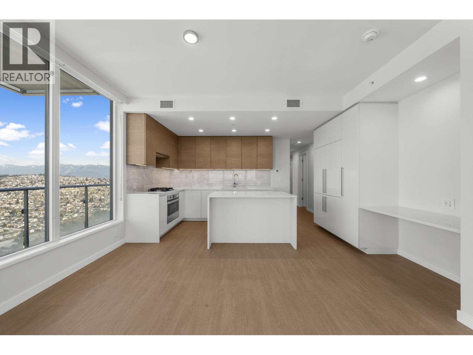 5110 2108 GILMORE AVENUE, Burnaby