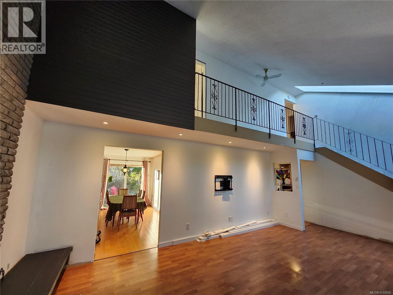 4101 ORCHARD CIR - 21