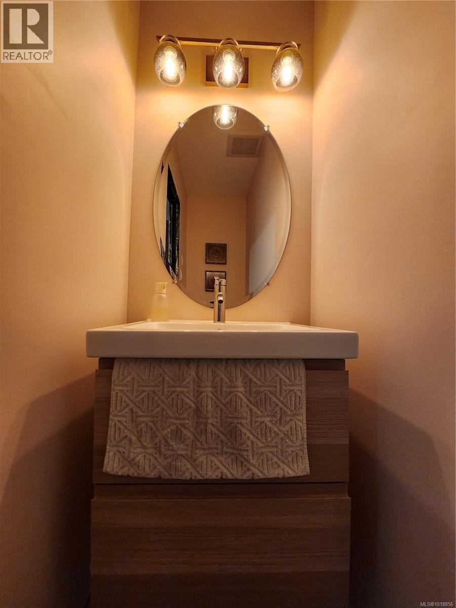 4101 ORCHARD CIR - 24