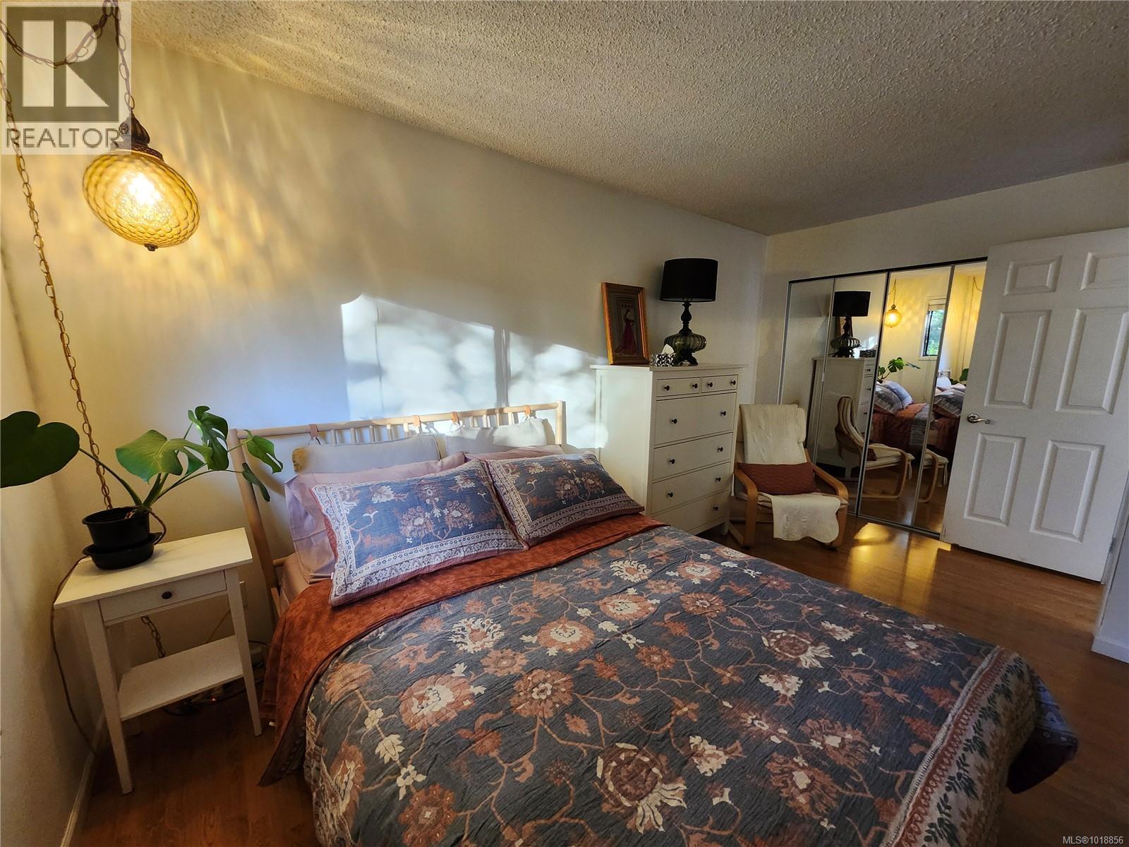 4101 ORCHARD CIR - 26