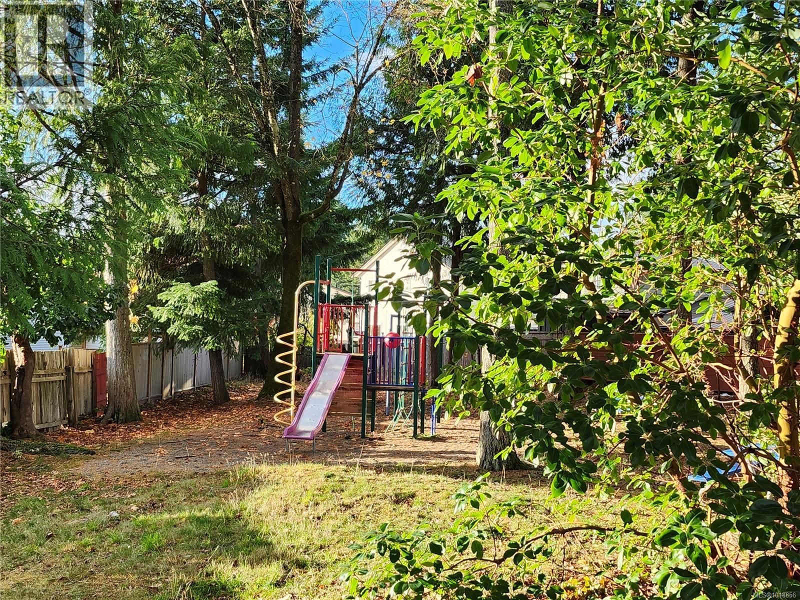 4101 ORCHARD CIR - 44