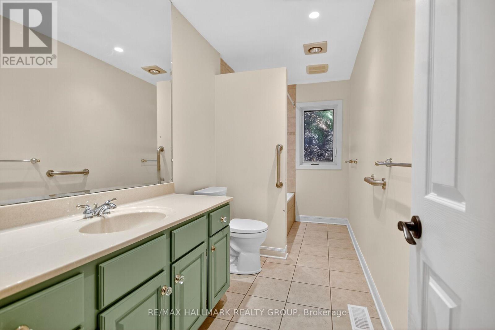 2772 HARBISON ROAD - 28