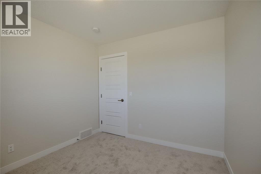 426 River Avenue, Cochrane