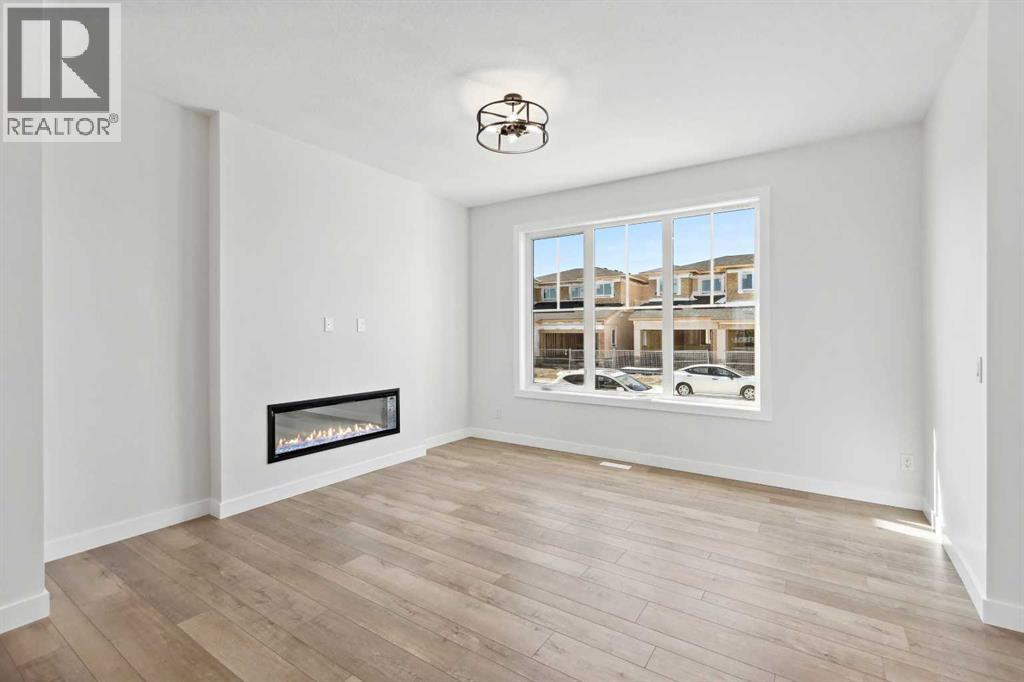 414 River Avenue, Cochrane