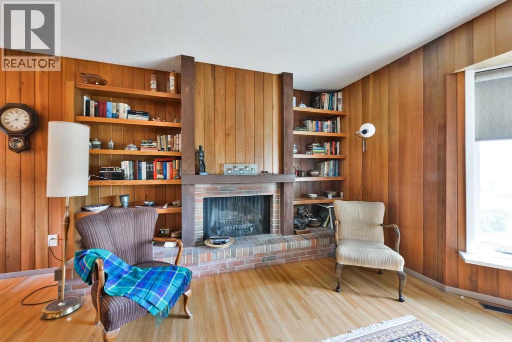 Single Family House Bungalow for Sale in  Layzell Road SW North Glenmore Park Calgary 