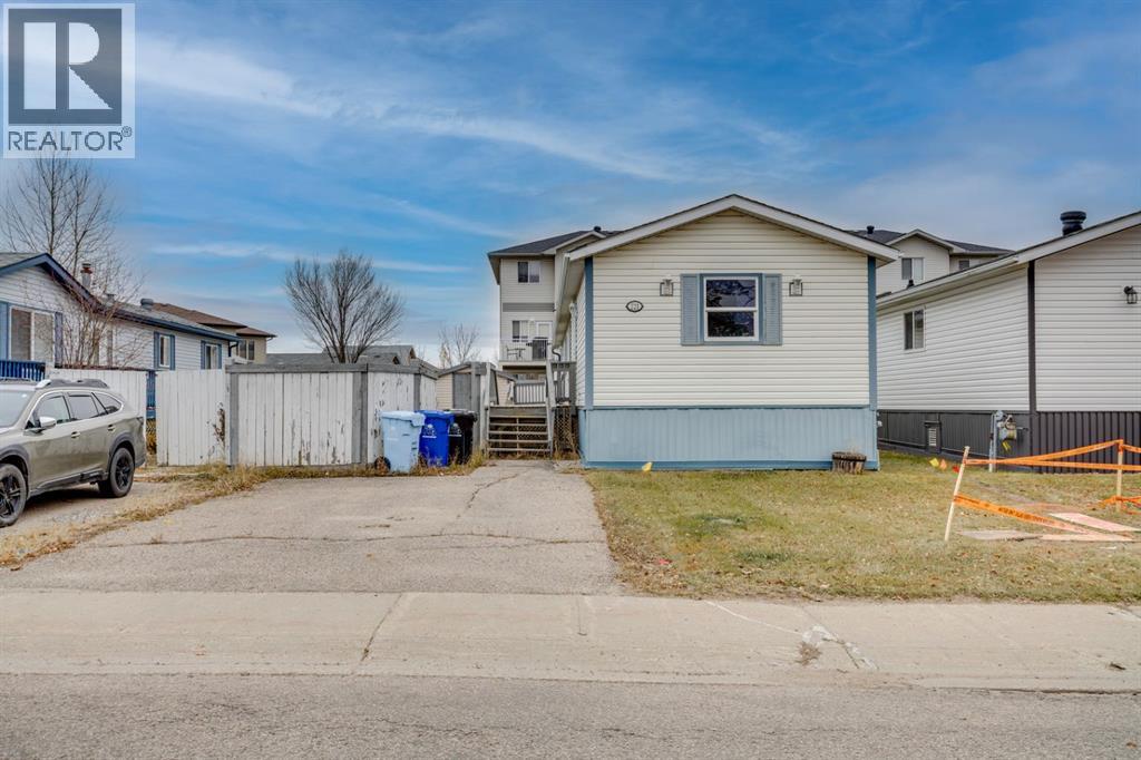 221 Mckinlay Crescent, Fort McMurray