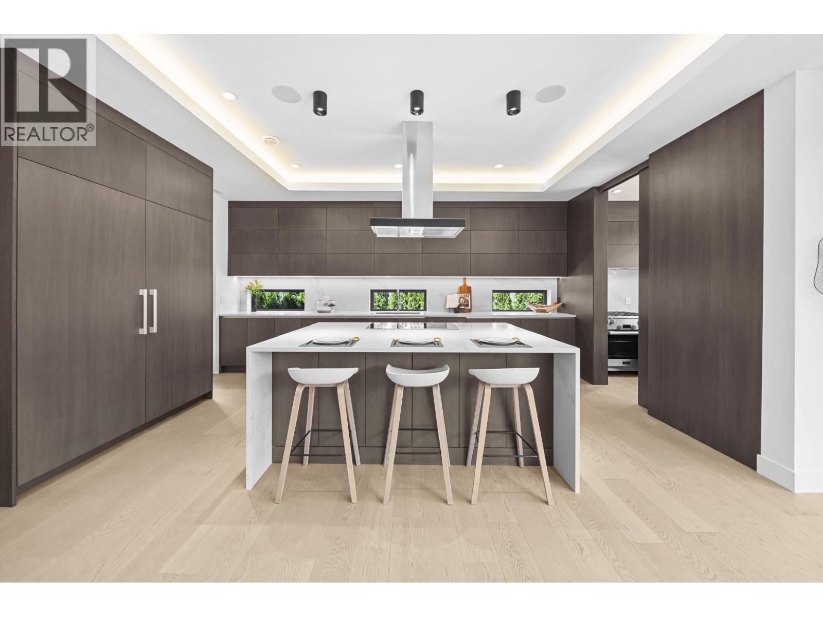 680 WESTHYDE PLACE, North Vancouver