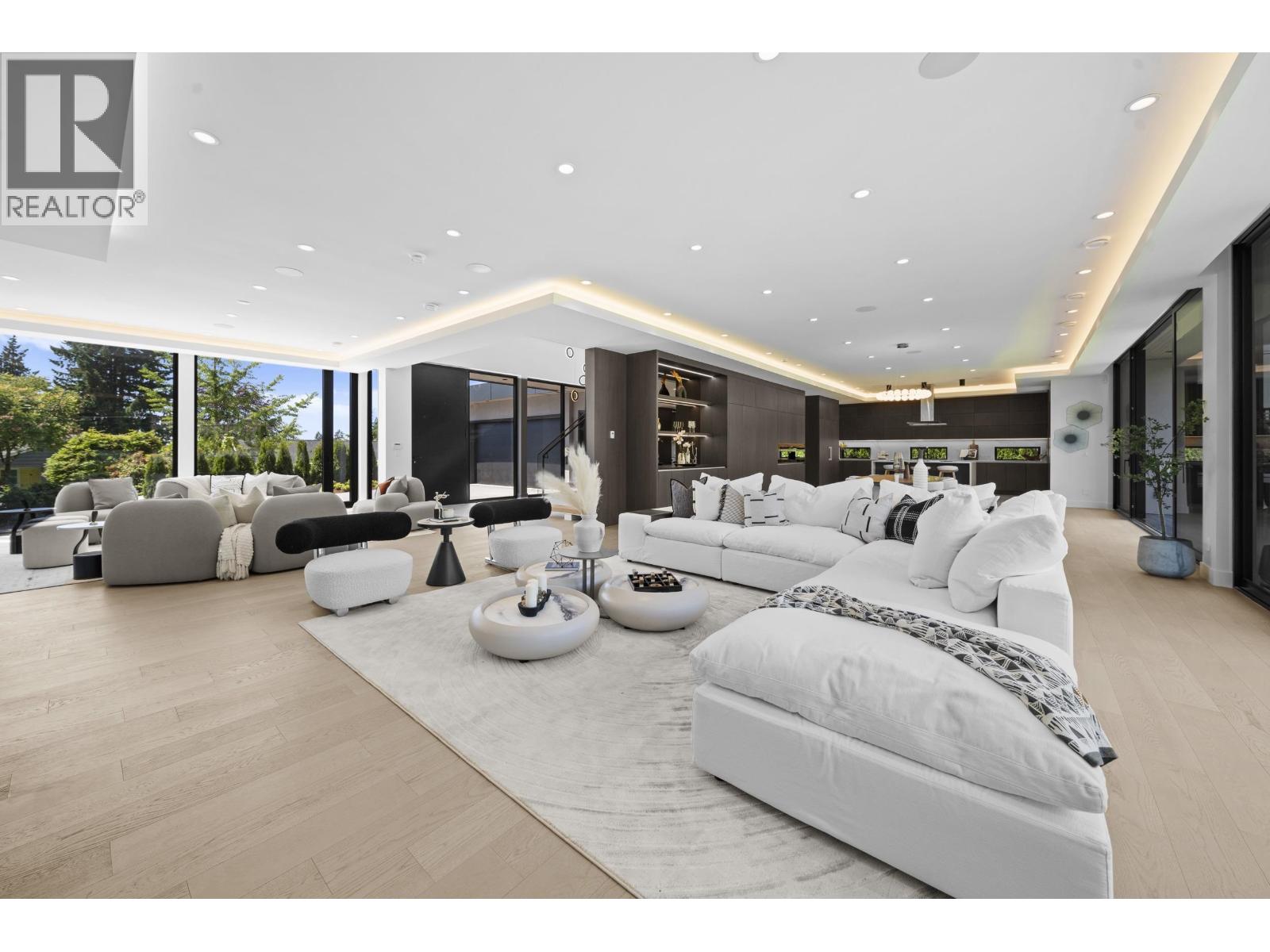 680 WESTHYDE PLACE, North Vancouver