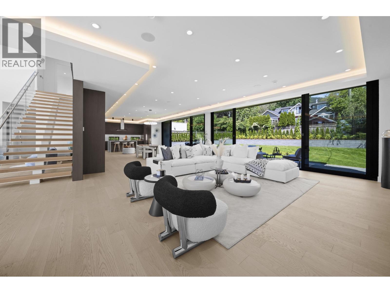 680 WESTHYDE PLACE, North Vancouver