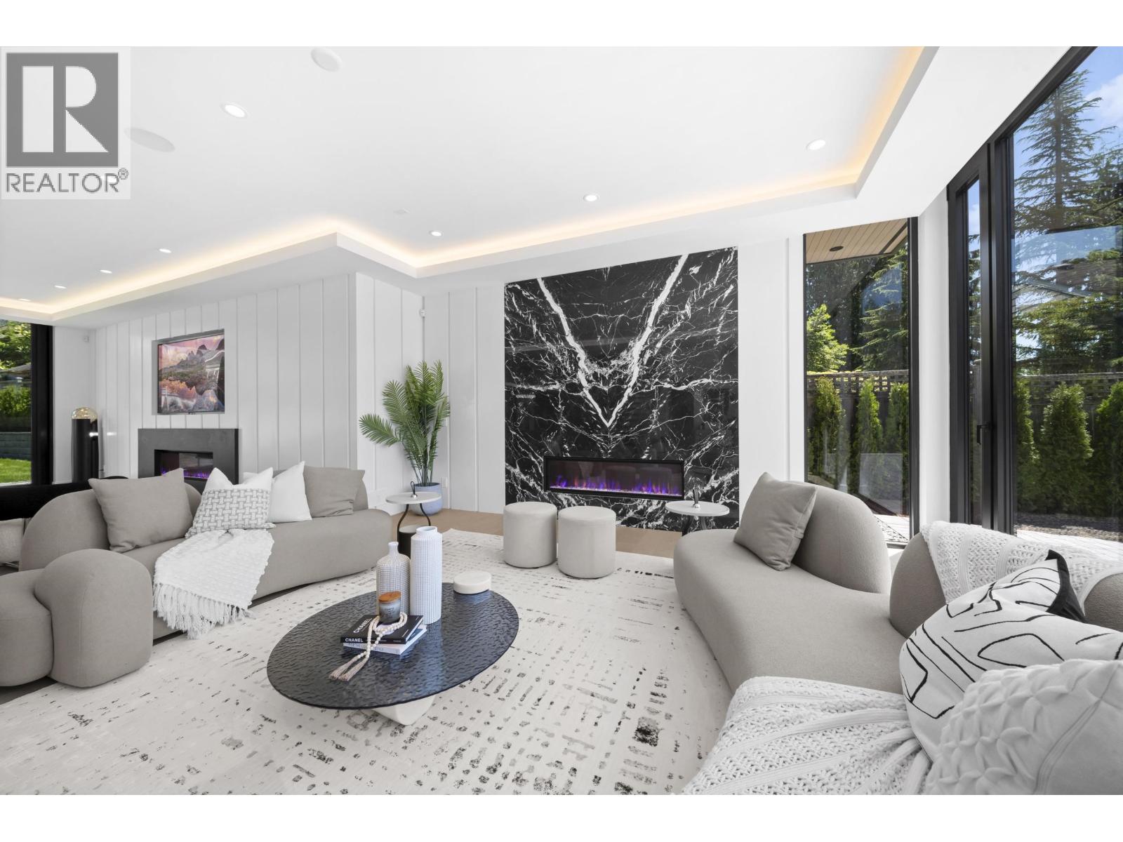 680 WESTHYDE PLACE, North Vancouver