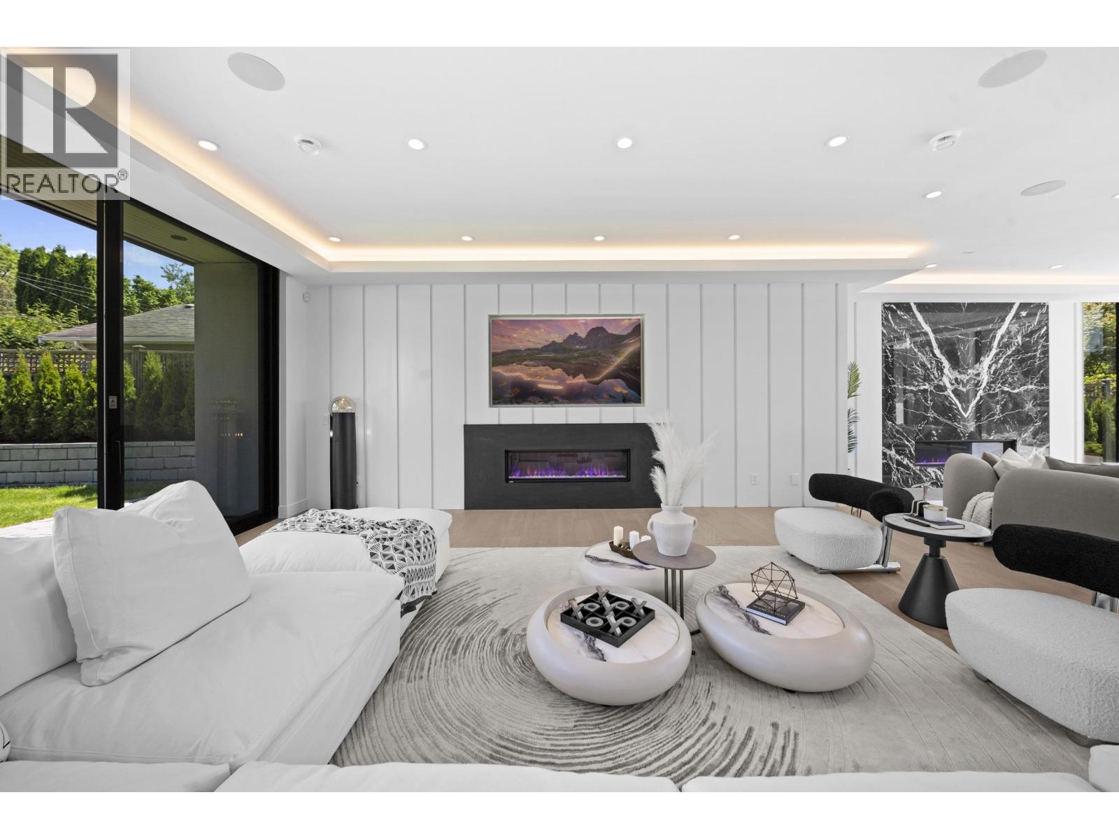 680 WESTHYDE PLACE, North Vancouver