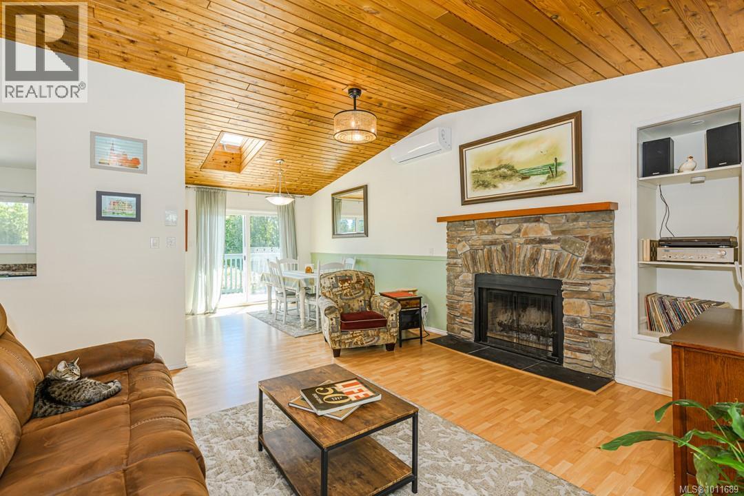 128 Paddock Pl, View Royal