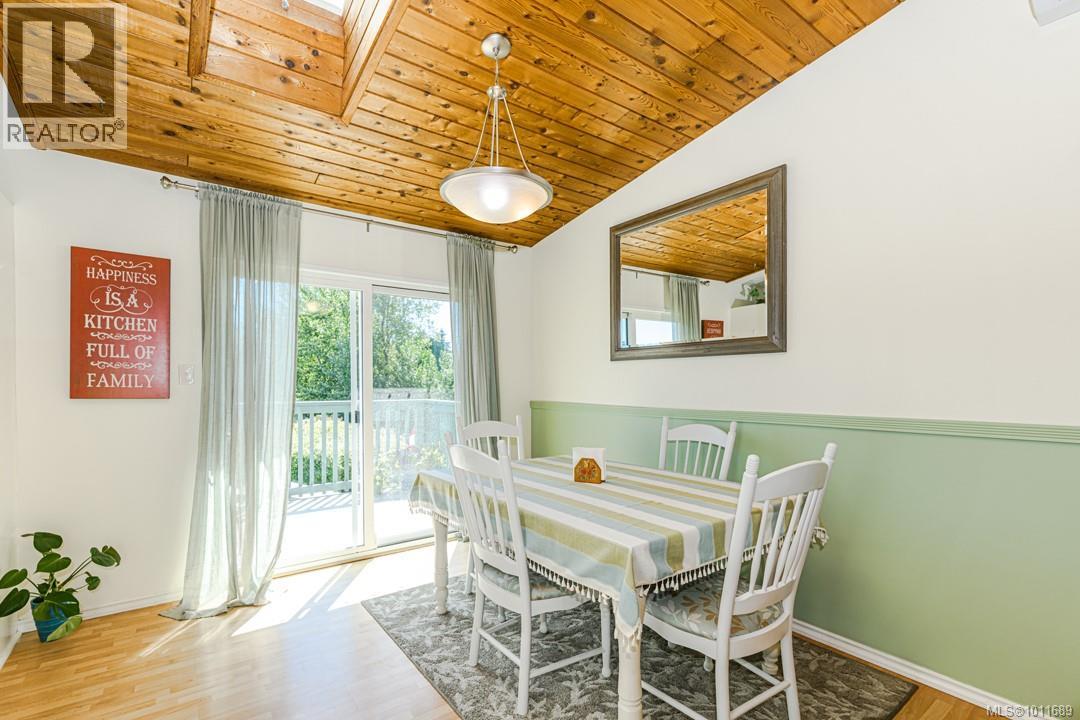 128 Paddock Pl, View Royal