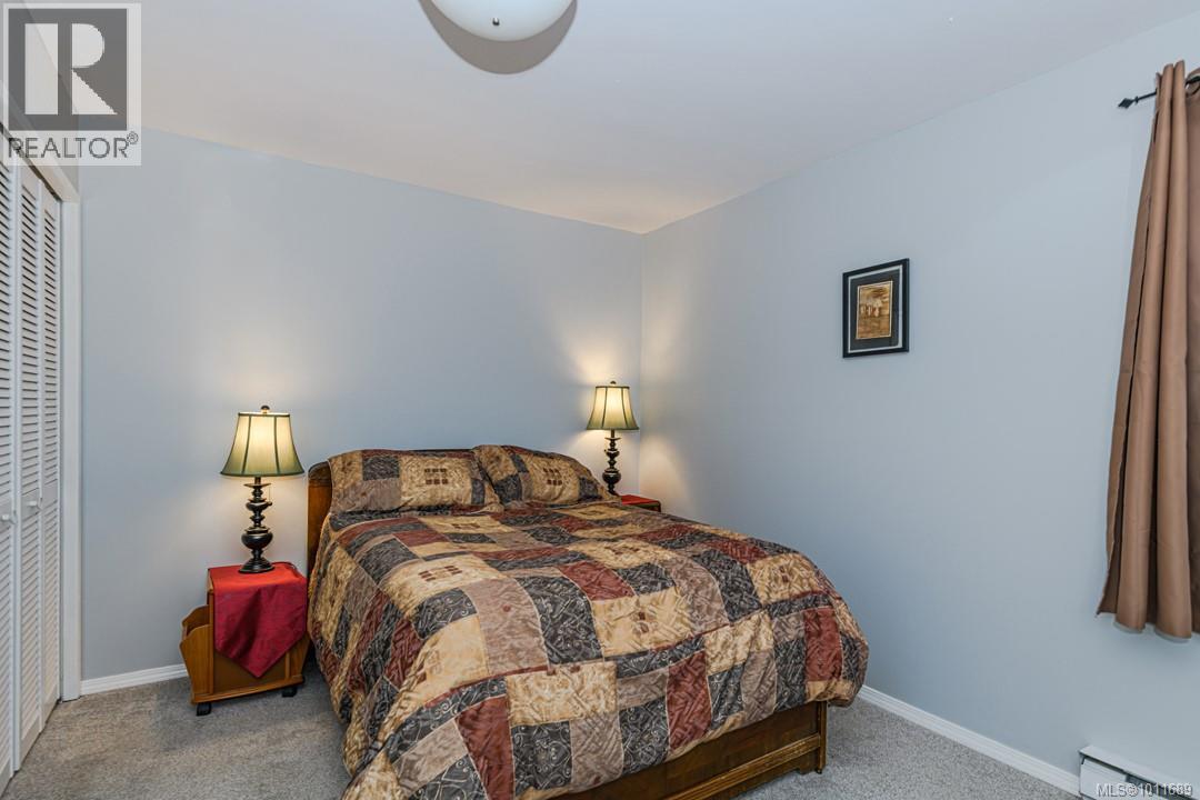 128 Paddock Pl, View Royal