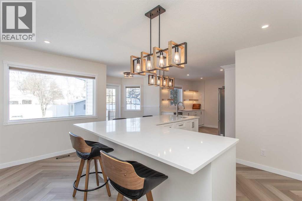 10 Pickwick Lane, Lacombe