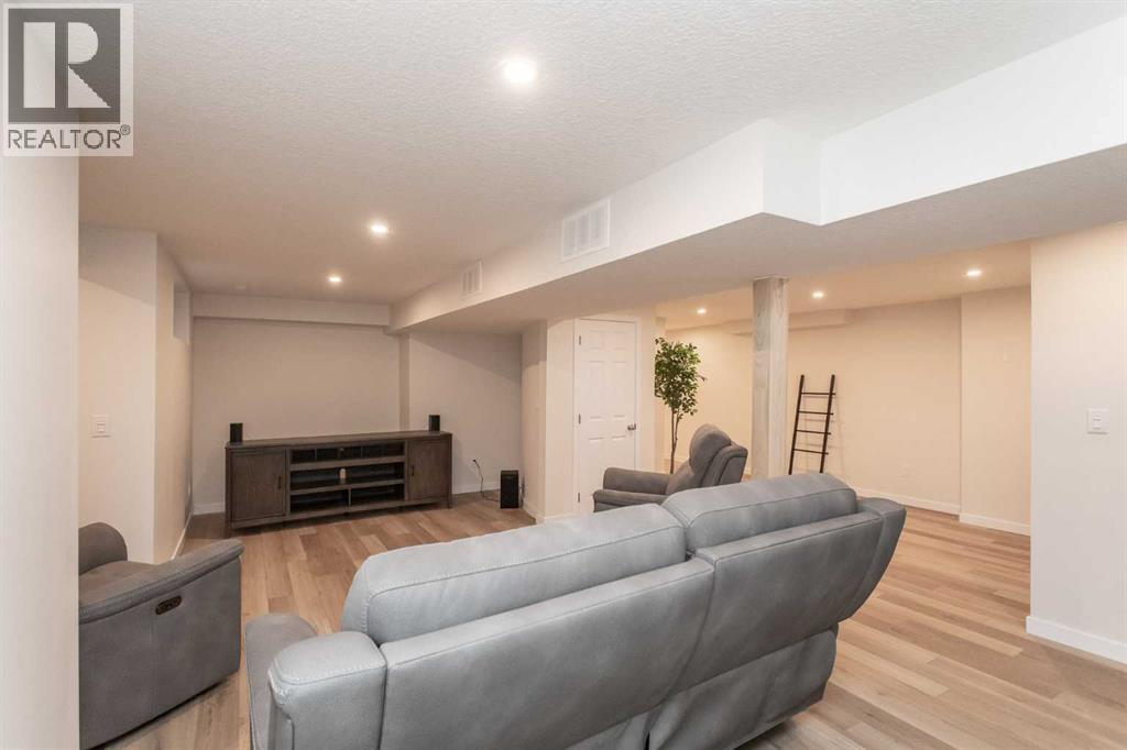 10 Pickwick Lane, Lacombe