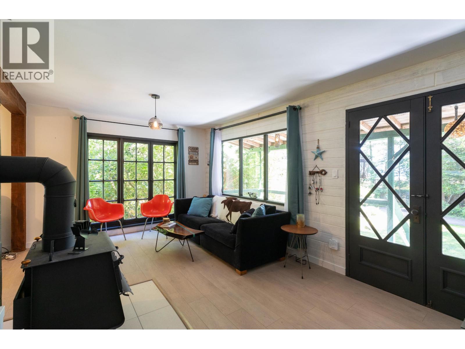 138 ESPLANADE ROAD, Keats Island