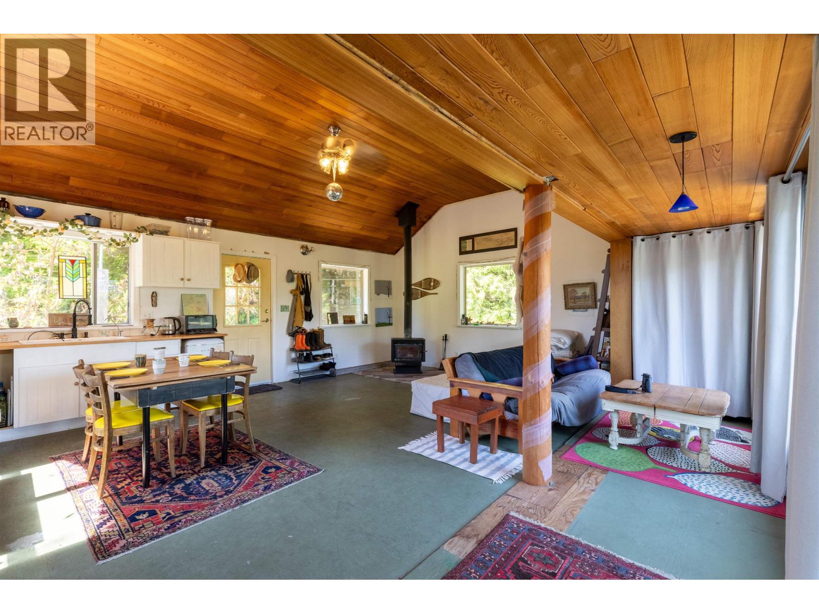 586 TREASURE TROVE ROAD, Keats Island