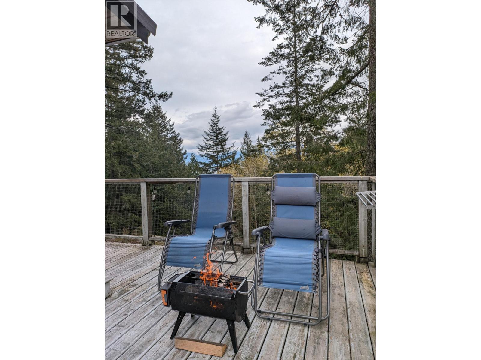 586 TREASURE TROVE ROAD, Keats Island