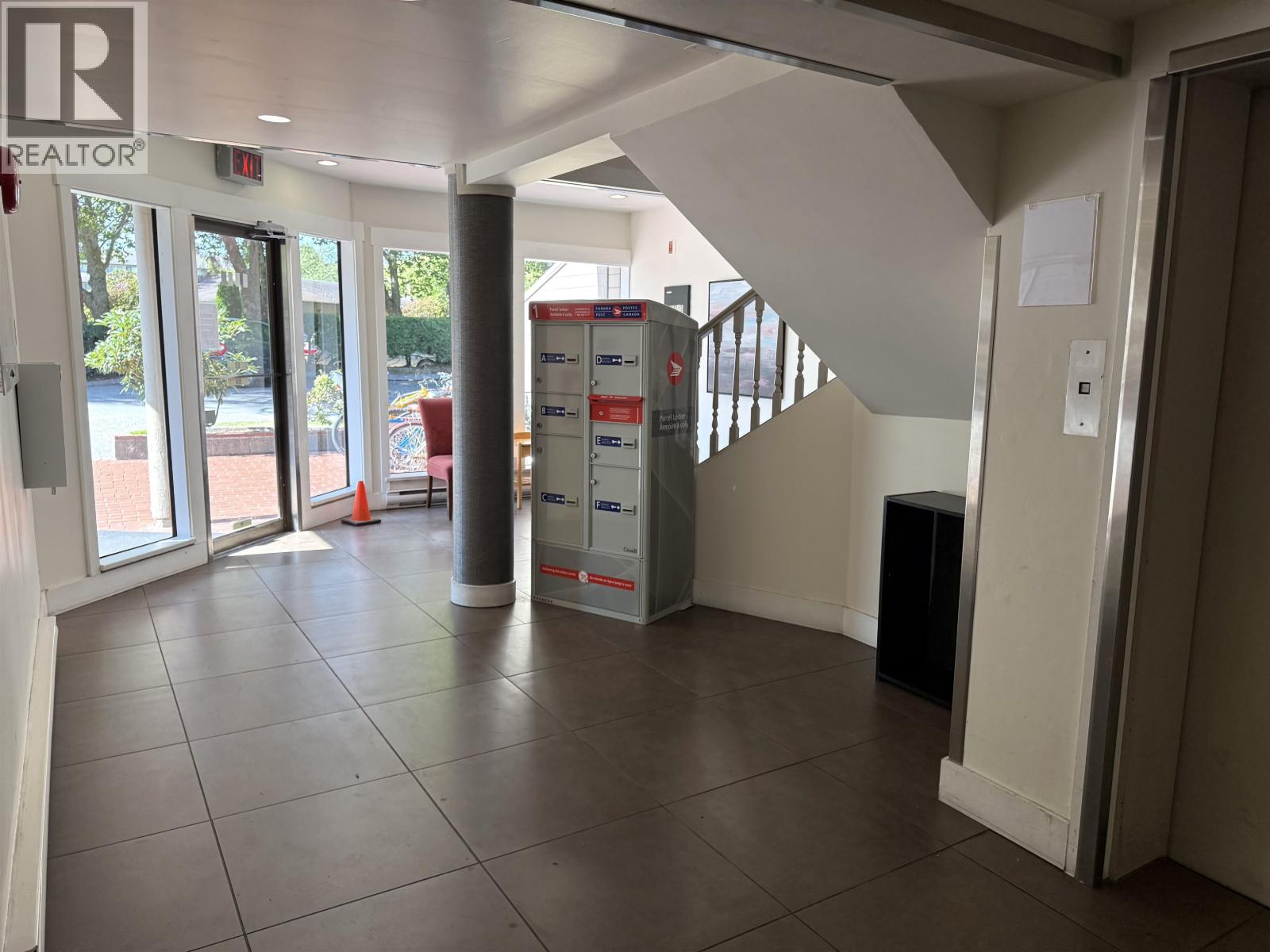 225 8120 COLONIAL DRIVE, Richmond