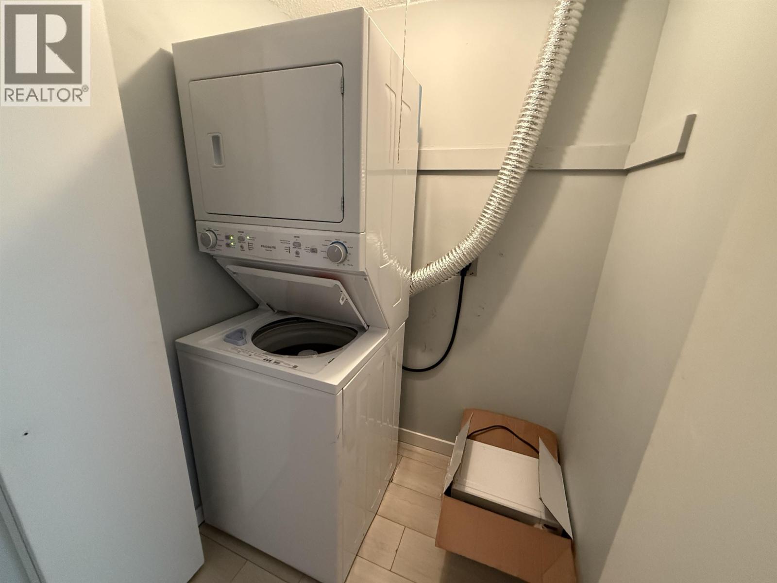 225 8120 COLONIAL DRIVE, Richmond